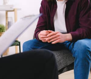 Person til terapi Ny website beskaaret 1